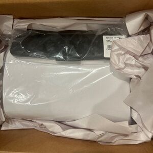 Brand new NWT Kurt Geiger Large Kensington Drench shoulder bag